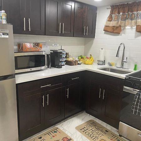 A Cool Unique Place From Home Elmont 外观 照片